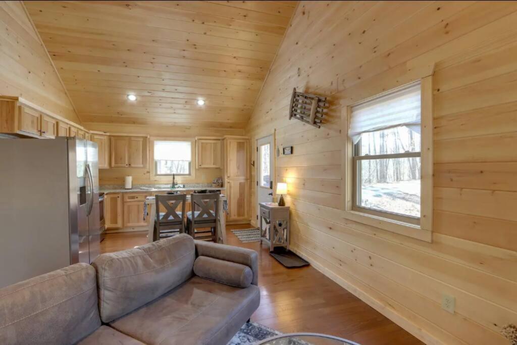 New Serene, Fun & Comfy Cabin- Covered Deck, Grill, Arcade Мерфи Экстерьер фото
