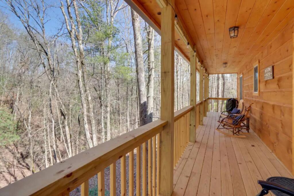New Serene, Fun & Comfy Cabin- Covered Deck, Grill, Arcade Мерфи Экстерьер фото